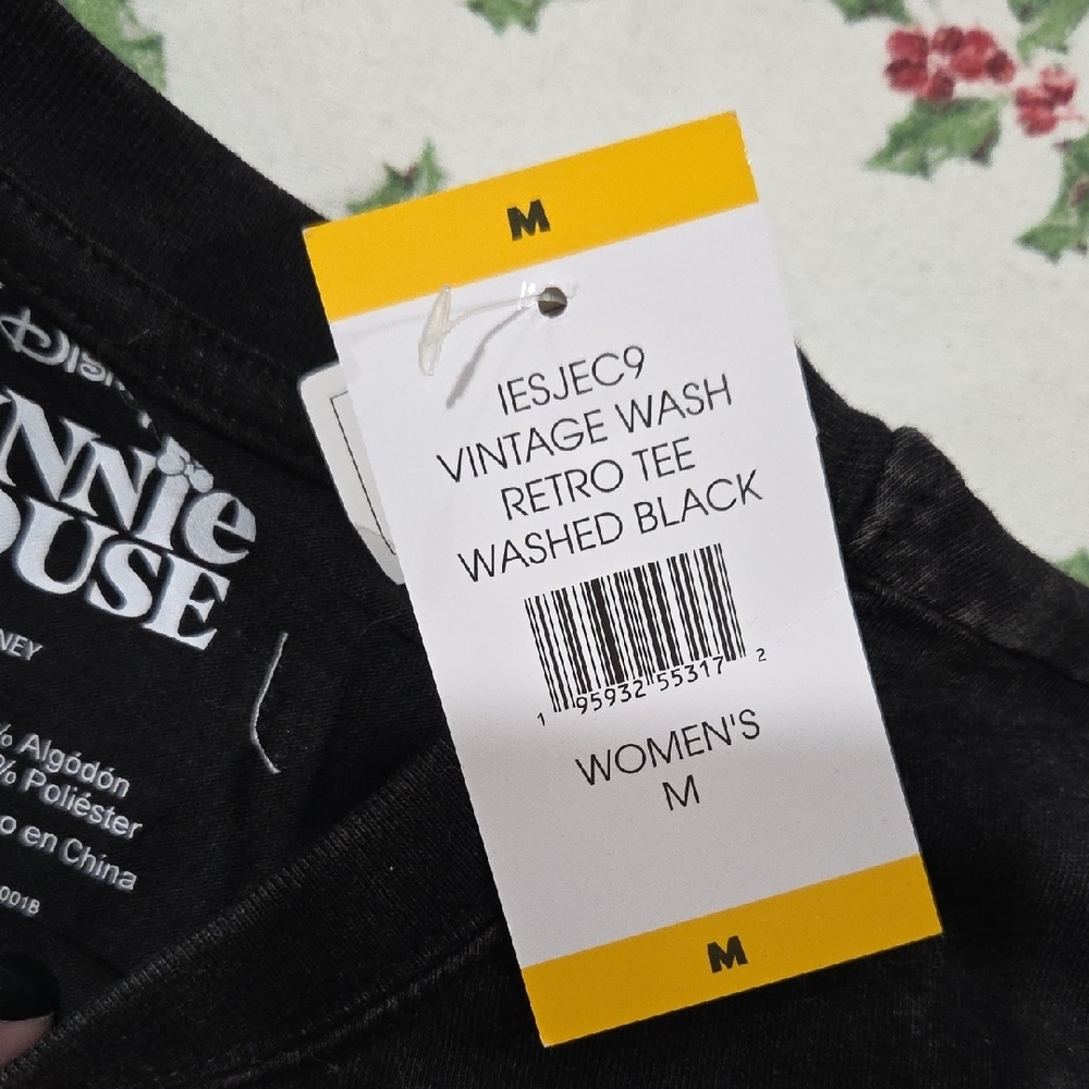 Disney Minnie Mouse Strawberry Market T-Shirt - Black - Picture 3 of 4